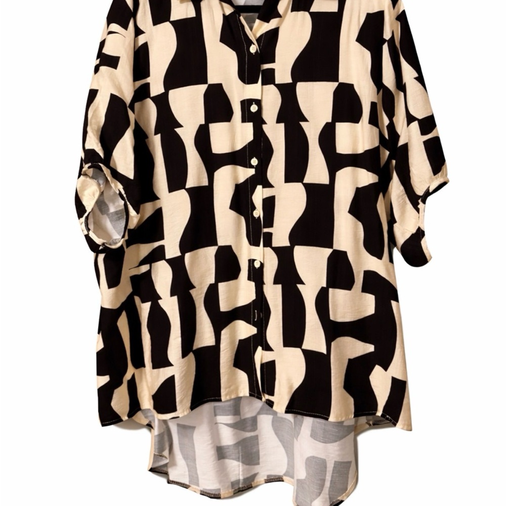 NWOT She Street Burleigh button down high-low tunic shirt